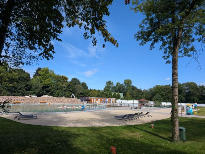 Hallen- und Naturfreibad Linden